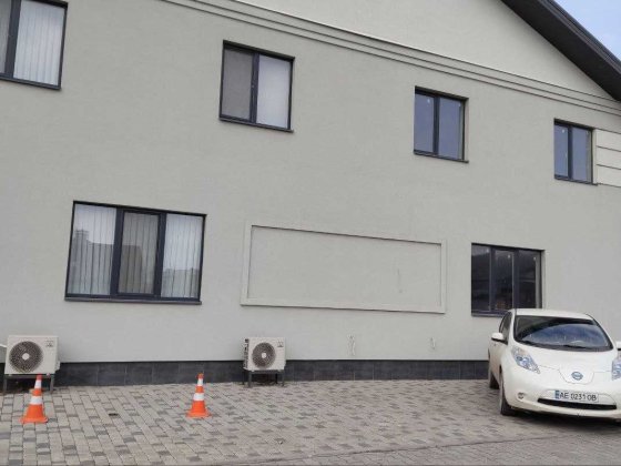 Продам 3-к двухэтажную квартиру в таунхаусе АСЖД " Золотые Ключи " Слобожанское