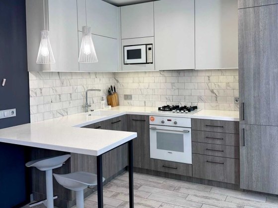 Продам 2 к. квартиру с ремонтом в ЖК "Днепровская Брама- 1" Слобожанское