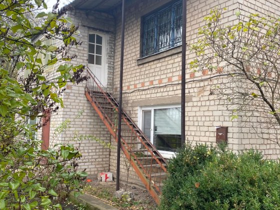 Продам велику 3-кім. квартиру, вул. Б. Хмельницького, м. Апостолово Апостолове