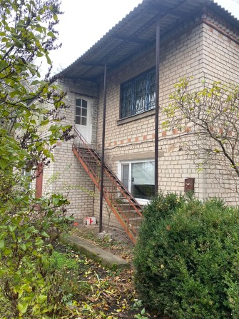 Продам велику 3-кім. квартиру, вул. Б. Хмельницького, м. Апостолово - фото 1