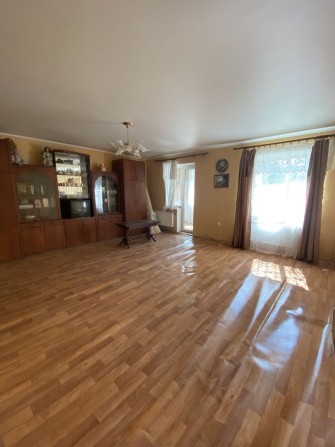 Продам 2-х кім, квартиру по вул. Лісна - фото 1