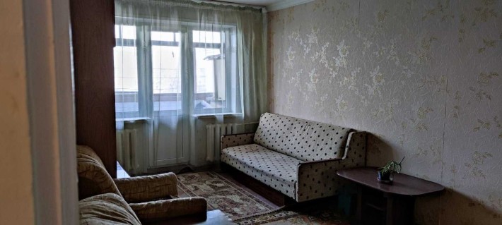 Продам 2к. квартиру, жилая + кладовка г.Терновка, Павлоградский район - фото 1