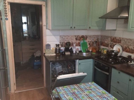 Продам 2-кімнатну квартиру з ремонтом та частково меблями Тернівка