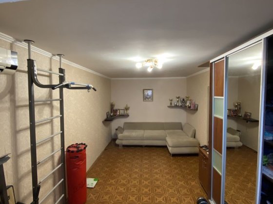 Продам 2х комнатную квартиру в Покровском районе Терноватый Кут