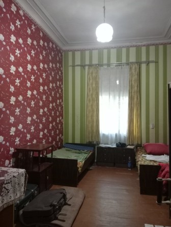 Приміщення під комерцію ,Квартира двокімнатна центр м.Радомишль - фото 1