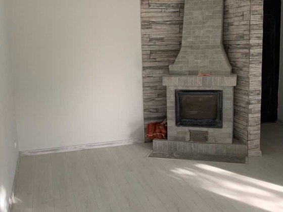 Продається 1 кімнатна кварт. Черняхів Житомирська обл. Вул. І.Франка 6 Черняхов