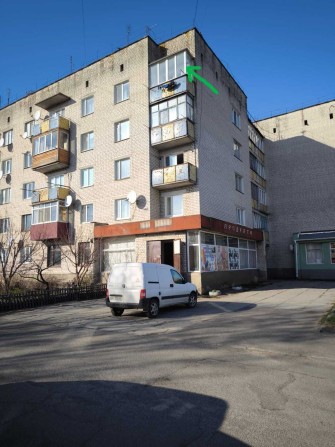 Квартира трикімнатна в м. Хорошів - фото 1