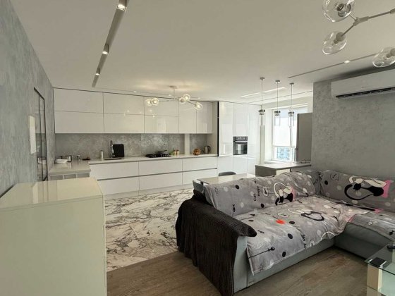 Продаю 3-кімнатну квартиру в ЖК "Калинова Слобода" Криховцы