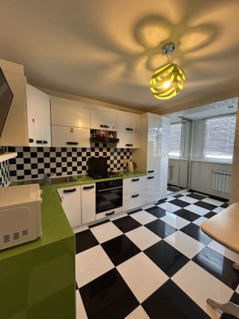 Продаж дворівневої квартири на вулиці Крайня - фото 1