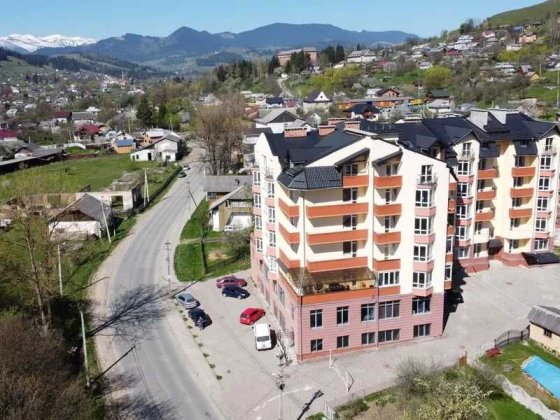 2х- кімнатна квартира готова до ремонту в мальовничій Верховині. Верховина