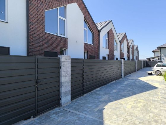 Продам таун квартира со своим двориком за 24360 у.е Білогородка