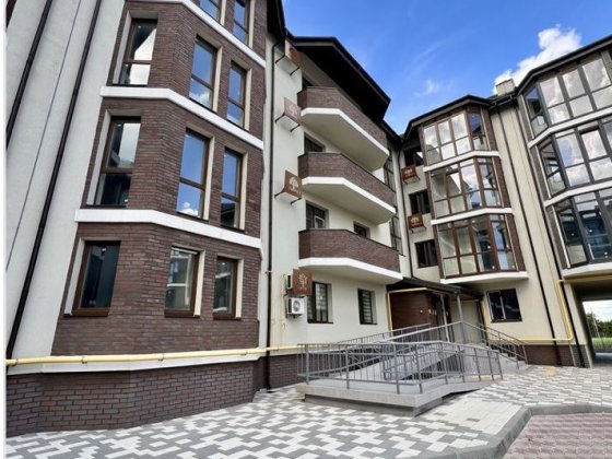 Продам 3х кімнатну квартиру Гатне