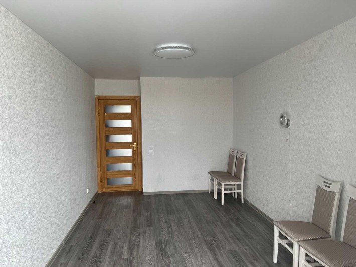 Продаж  1кімн ТЕплічна 48, Святопетрівське, кладова в подарунок - фото 1