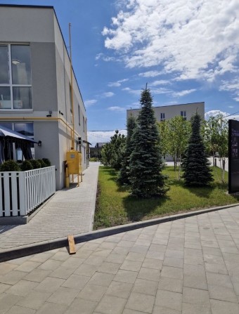 Продам квартиру з двориком! ЖК Петрівський квартал, жк Санвіль парк - фото 1