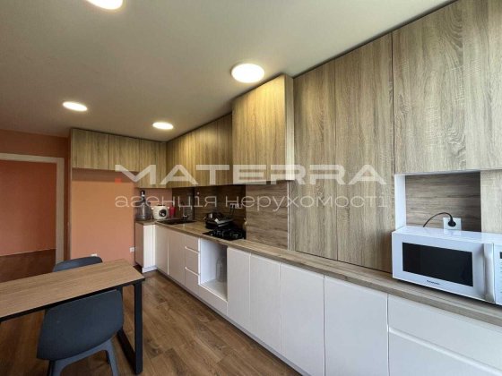 Білогородка ЖК Білий Шоколад продаж квартири 3-х кімнатна 80,3 м2 Белогородка