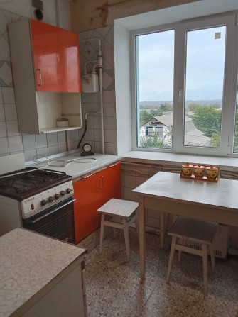 смт. Макарів, Київська обл., Бучанський район, 2-кімнатна квартира - фото 1