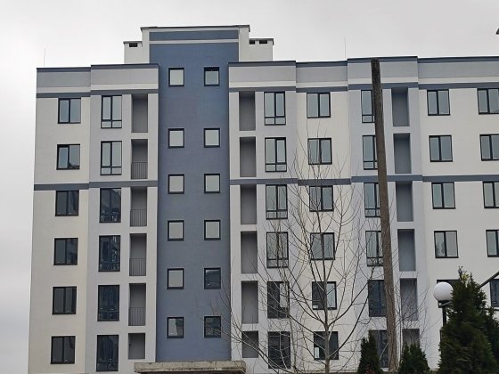 Продам 2-кімнатну квартиру 15 км від Києва без комісії Хотов