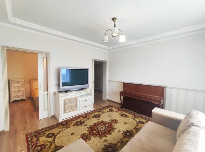 Продаж евро 2кім, ремонт в ж/к Чайка вул.Лобановського - фото 1