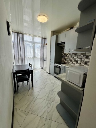 Продаж 2 кімн  квартири з ремонтом в Солонці, центр - фото 1