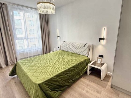 Простора квартира з якісним ремонтом заселений будинок Сокільники