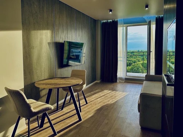 ПРОДАЖ! 1 кім квартира Львів Сокільники | ФІШКА — 2 виходи на балкон! - фото 1