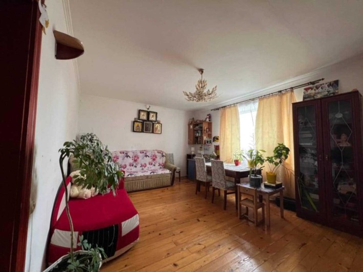 Продам трьохкімнатну квартиру - фото 1