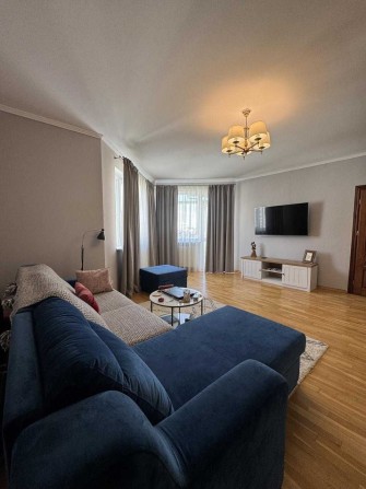 Продам 3-х кімнатну квартиру Львів-Винники з ремонтом - фото 1