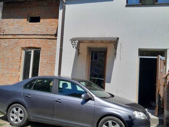 Продаж квартири в центрі м. Городок в малоквартирному будинку Городок