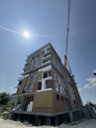 Продаж 2-кім квартири в елітному будинку в Городку - фото 1