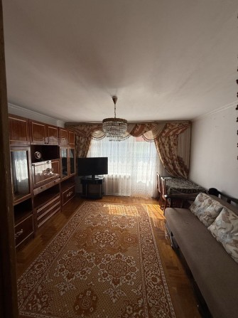 Продаж 3 кімн. квартири Новояворівськ - фото 1