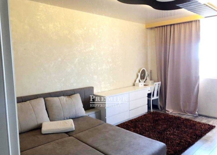 Продам 2-кімнатну квартиру в ЖК Рів'єра-Сіті - фото 1