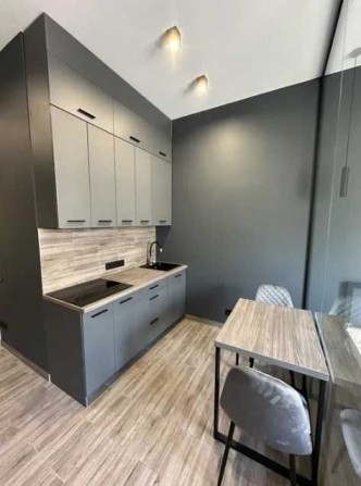 Продам стильную Квартиру-Студию с ЕВРОРЕМОНТОМ в новом ЖК на Бочарова - фото 1