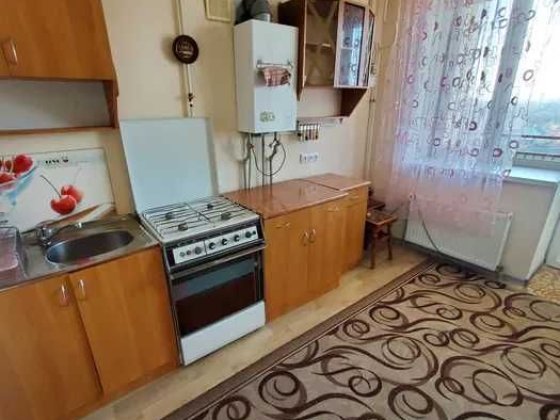 (13) Продам 2-кімнатну квартиру в смт. Великодолинське. Великодолинское