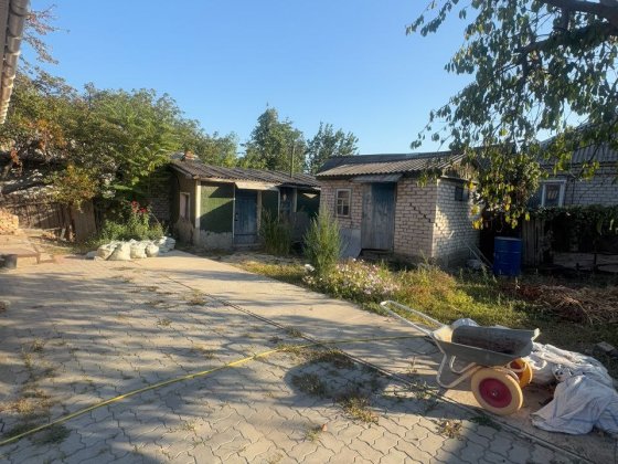 Продам полдома ул. Украинская (р-н ЖД больницы) Луганськ