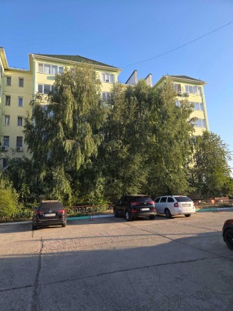 Авангард. 2 ком.кв с гаражом и подвалом ! - фото 1