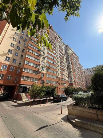 Светлая квартира с ремонтом в ЖК Радужный - фото 1