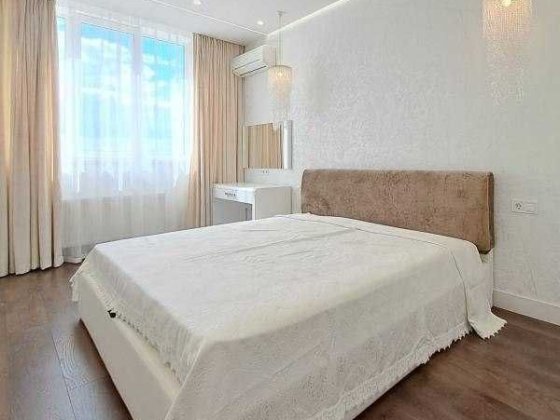 Продам 1-к квартиру з гардеробною в ЖК «Авангард»-укомплектована Авангард