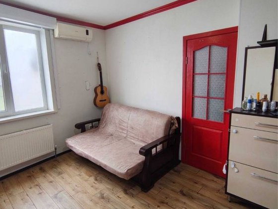 Продам 1 кімнатну квартиру 7 небо Авангард