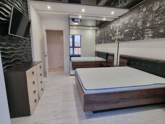 !Простора 3-кімнатна з видом на море 95 м² Крыжановка