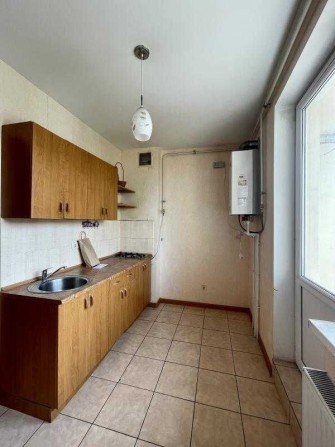 Продам  1-кімнатну квартиру з автономним опаленням у ЖК "Сьоме Небо" - фото 1