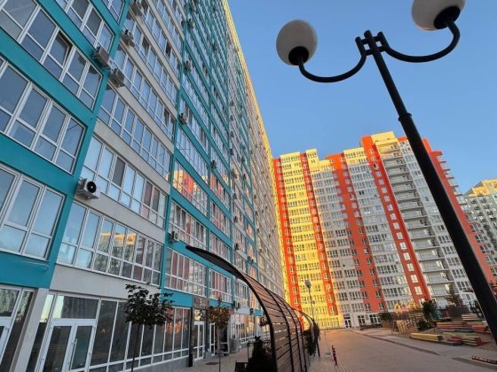 Продам евро-2  квартиру  ЖК Акварель 2. Вид моря! 45м2 Начат ремонт! Лиманка