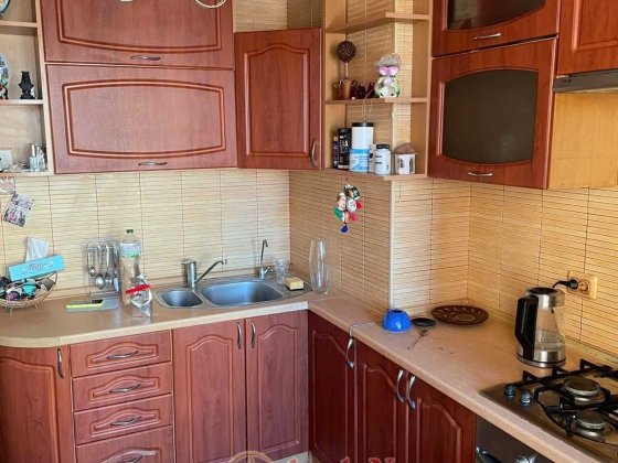 2-х комнатная квартира на Сахарова. Ремонт+мебель+техника. Корсунці