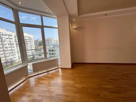 Продаж 3-к квартири вул. Юлії Здановської 60а Киев