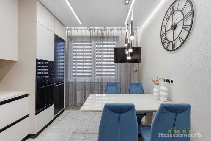 Продам стильную 3 комнатную квартиру в ЖК 49 Жемчужина , ул. Жемчужная - фото 1
