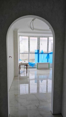 В продаже новая 2К квартира в ЖК Розенталь. - фото 1