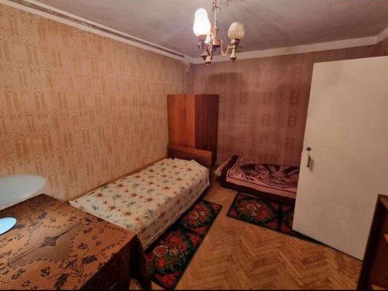 Продаж 3-к квартири вул. Івана Дзюби 12 Київ