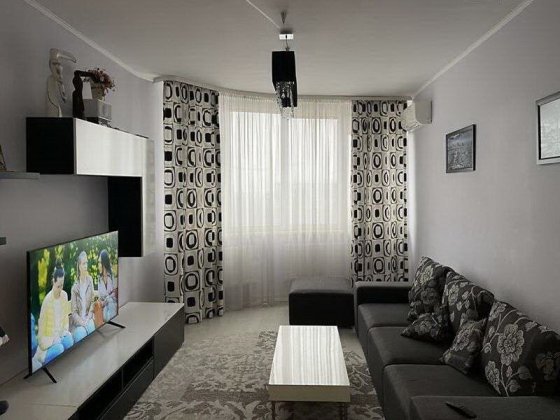 Продаж 2-к квартири Харківське шосе 19а Дніпровський район Киев