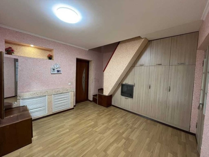 Просторна квартира в Нових Санжарах - фото 1