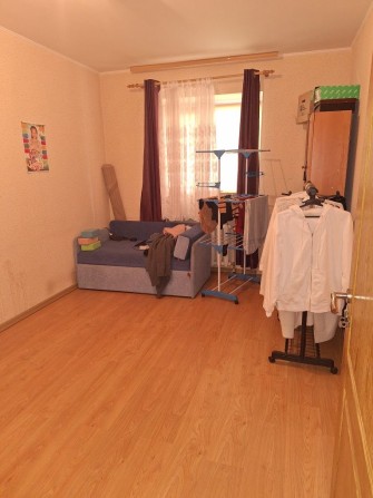 Квартира на п'ятому поверсі 8 поверхового будинкуу - фото 1