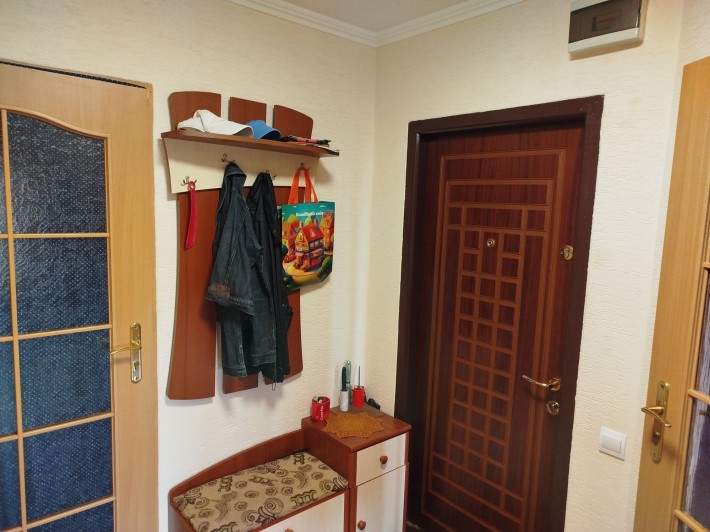 2 кімн.квартира будівельників 10/2 з ремонтом технікою та меблями. - фото 1